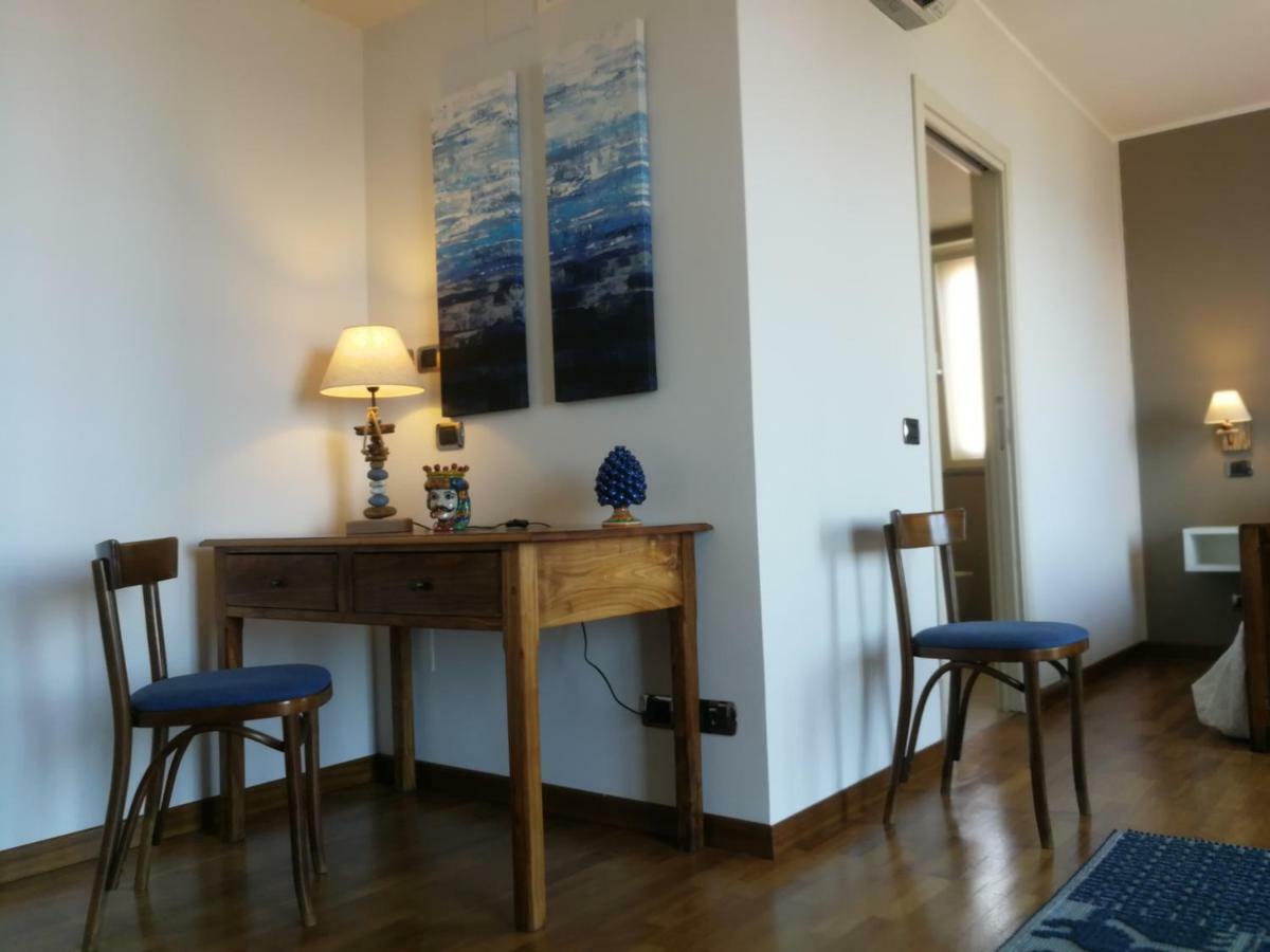 Torrevarata - Guest Rooms 산타 테레사 디 리바 외부 사진