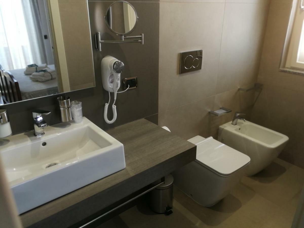 Torrevarata - Guest Rooms 산타 테레사 디 리바 외부 사진